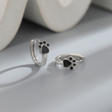 Tirsa™ | Náušnice Huggie Černé Srdce