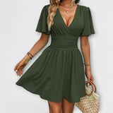 Winslet - Šaty s Nařaseným Pasem a V-Výstřihem